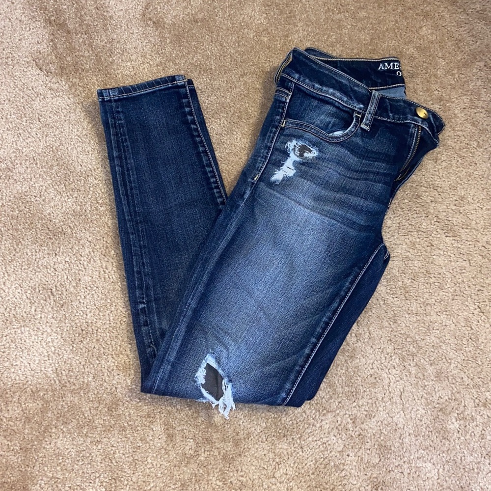 American Eagle Size 4 Skinny Jeans